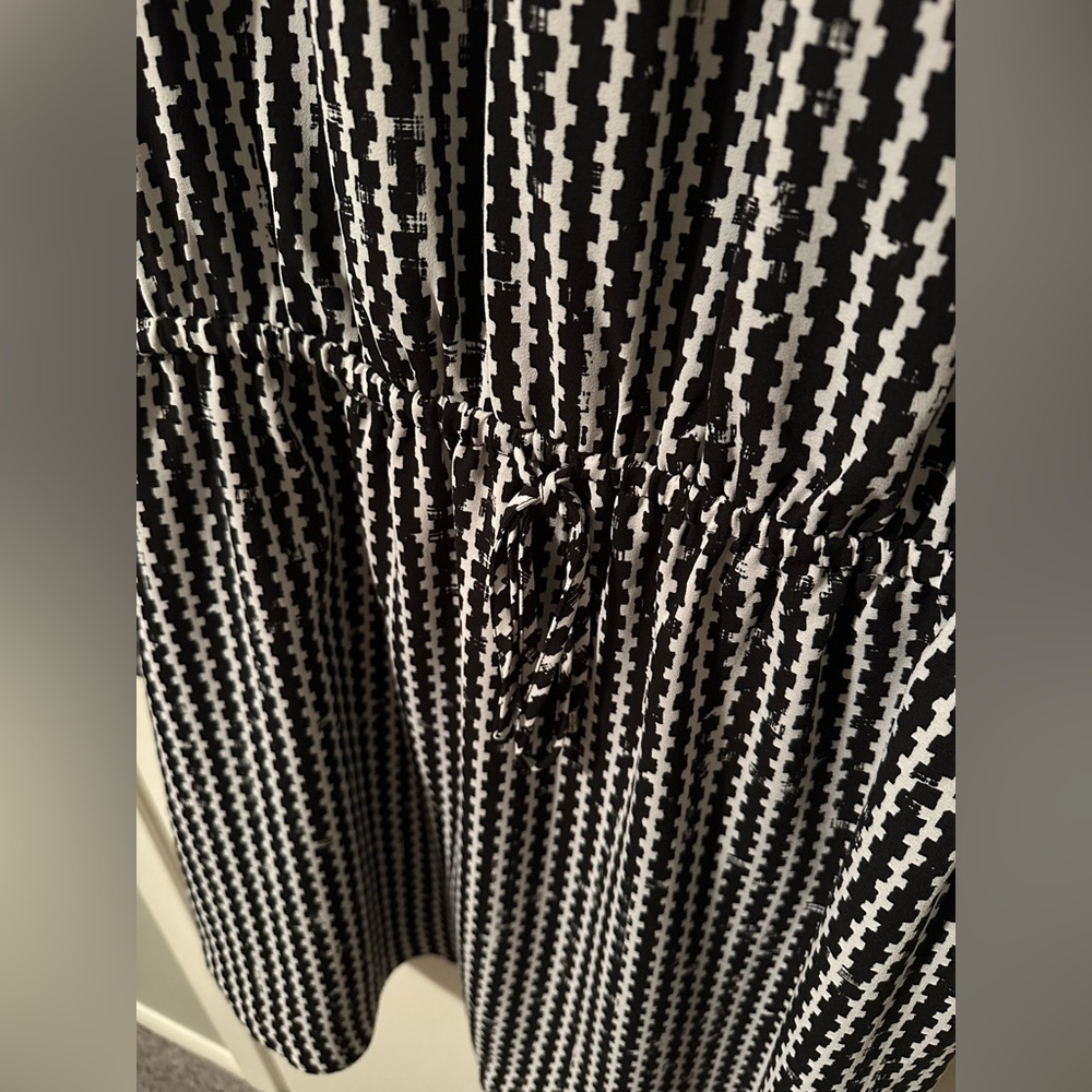 Black and White Patterned Apt 9 Dress